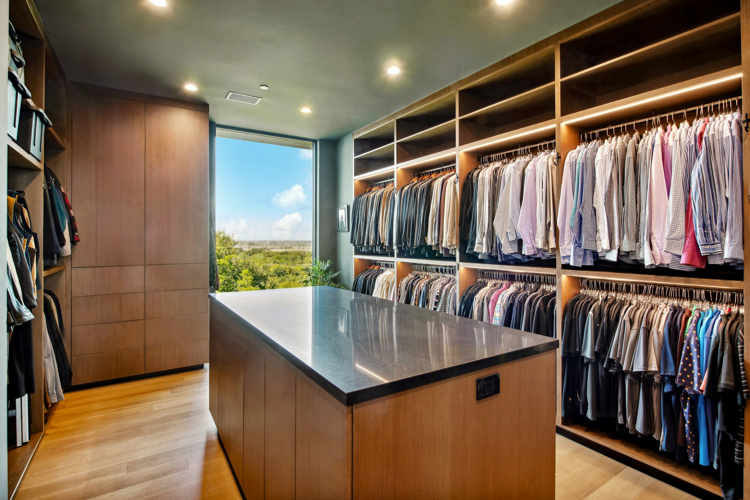 Custom walk-in closet system